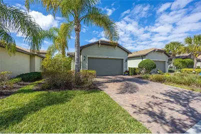 7639 Jacaranda Ln, Naples, FL 34114 - Photo 38