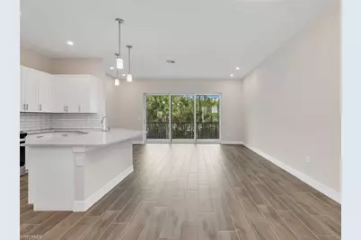 268 Indies Dr E #201, Naples, FL 34114 - Photo 8