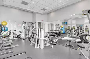 268 Indies Dr E, Naples, FL 34114 - Photo 24