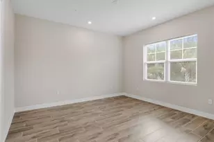 268 Indies Dr E, Naples, FL 34114 - Photo 10