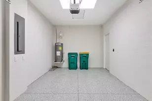 268 Indies Dr E, Naples, FL 34114 - Photo 22