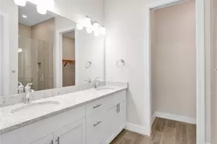 268 Indies Dr E, Naples, FL 34114 - Photo 12