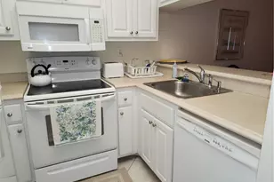 3320 Olympic Dr, Naples, FL 34105 - Photo 2