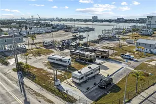 19281 #38 San Carlos Blvd, Fort Myers Beach, FL 33931 - Photo 2