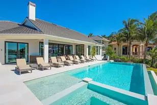 440 Springline Dr, Naples, FL 34102 - Photo 4