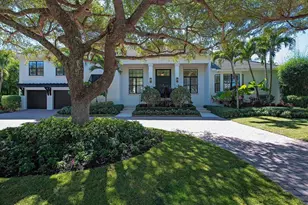 440 Springline Dr, Naples, FL 34102 - Photo 2