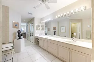 610 Laguna Royale Blvd, Naples, FL 34119 - Photo 20