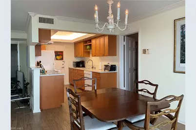 2600 Gulf Shore Blvd N #64, Naples, FL 34103 - Photo 8