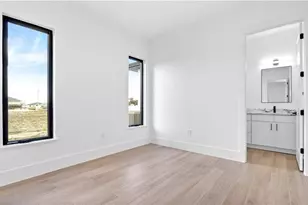 117 NE 5th Terrace, Cape Coral, FL 33909 - Photo 26