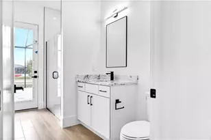 117 NE 5th Terrace, Cape Coral, FL 33909 - Photo 34