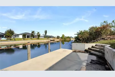 117 NE 5th Ter, Cape Coral, FL 33909 - Photo 48
