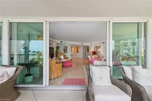 4651 Gulf Shore Blvd N, Naples, FL 34103 - Photo 16