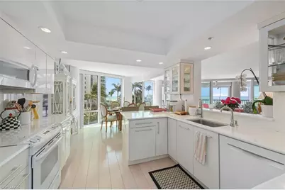 4651 Gulf Shore Blvd N #101, Naples, FL 34103 - Photo 6