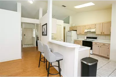 7775 Scarlet Ct, Naples, FL 34104 - Photo 10