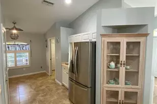 5301 Whitten Dr, Naples, FL 34104 - Photo 8