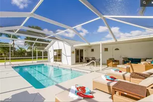 1438 Windsor Ct, Cape Coral, FL 33904 - Photo 2