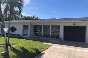 1438 Windsor Ct, Cape Coral, FL 33904 - Photo 16