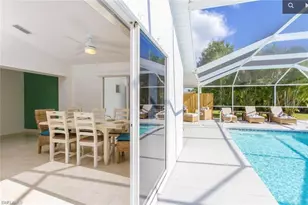 1438 Windsor Ct, Cape Coral, FL 33904 - Photo 4
