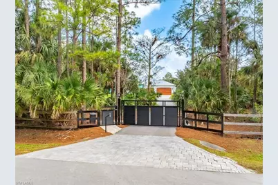 2590 2nd St NW, Naples, FL 34120 - Photo 2