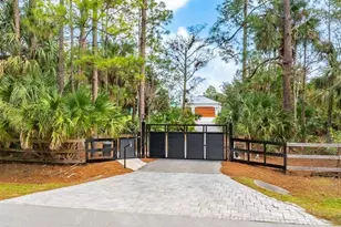 2590 2nd St NW, Naples, FL 34120 - Photo 2