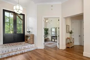 2590 2nd St NW, Naples, FL 34120 - Photo 6