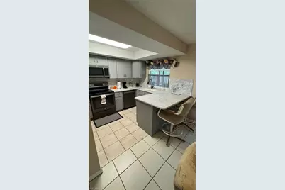 913/915 Mohawk Pkwy, Cape Coral, FL 33914 - Photo 8