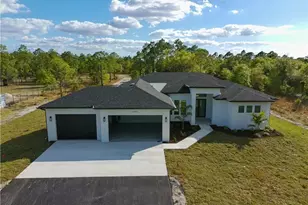 3302 64th NE Ave, Naples, FL 34120 - Photo 12