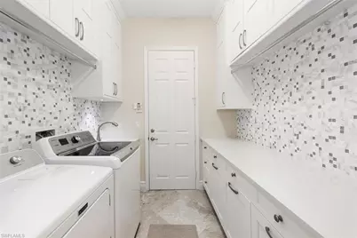 3168 Pacific Dr, Naples, FL 34119 - Photo 26