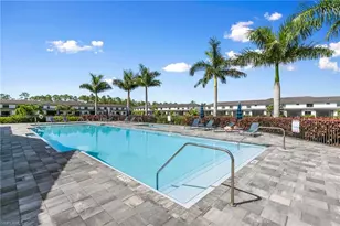 7437 Rockefeller Dr, Naples, FL 34119 - Photo 28