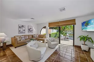 9 Las Brisas Way, Naples, FL 34108 - Photo 8