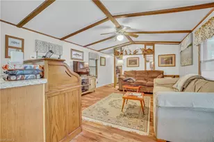 33 Plantation Dr, Everglades City, FL 34139 - Photo 14