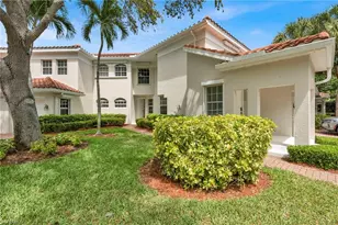 200 L'Ambiance Cir, Naples, FL 34108 - Photo 2