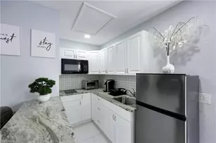 5820 Lancewood Way, Naples, FL 34116 - Photo 16