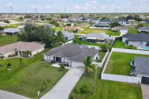 117 NE 23rd St, Cape Coral, FL 33909 - Photo 40