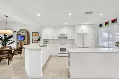 7742 Emerald Cir #V203, Naples, FL 34109 - Photo 8