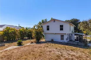 8628 Yukon Ct, Saint James City, FL 33956 - Photo 20