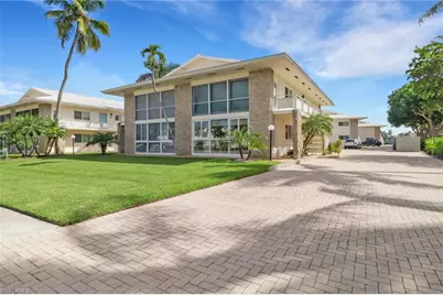 2500 Gulf Shore Blvd N #S10, Naples, FL 34103 - Photo 2