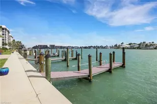 2500 Gulf Shore Blvd N, Naples, FL 34103 - Photo 30