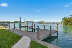 105 Pago Pago Dr W, Naples, FL 34113 - Photo 28