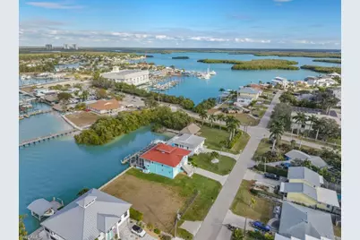 105 Pago Pago Dr W, Naples, FL 34113 - Photo 44