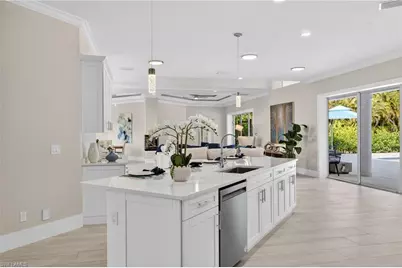 6461 Livingston Woods Ln, Naples, FL 34109 - Photo 12