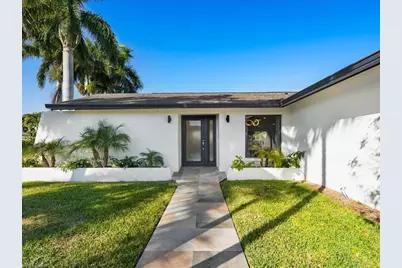 27080 Flossmoor Dr, Bonita Springs, FL 34135 - Photo 4