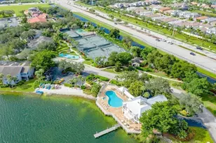 2671 Citrus Lake Dr, Naples, FL 34109 - Photo 2