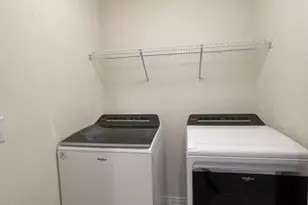 9018 S Castle Cir, Labelle, FL 33935 - Photo 10