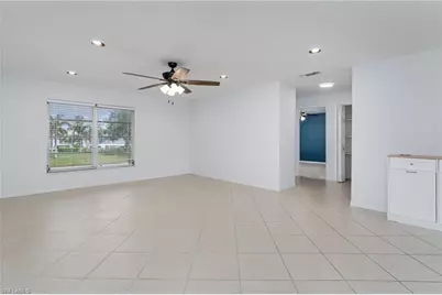 180 Cypress Way E #B212, Naples, FL 34110 - Photo 6