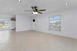 180 Cypress Way E, Naples, FL 34110 - Photo 8