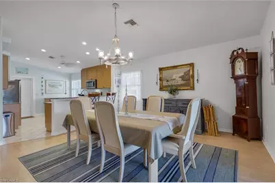 7581 Cameron Cir, Fort Myers, FL 33912 - Photo 8