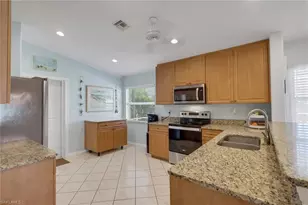 7581 Cameron Cir, Fort Myers, FL 33912 - Photo 10