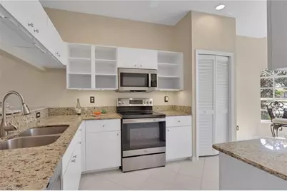 4381 Mistlethrush Ln, Naples, FL 34119 - Photo 10