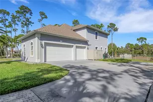 6181 Hidden Oaks Ln, Naples, FL 34119 - Photo 32